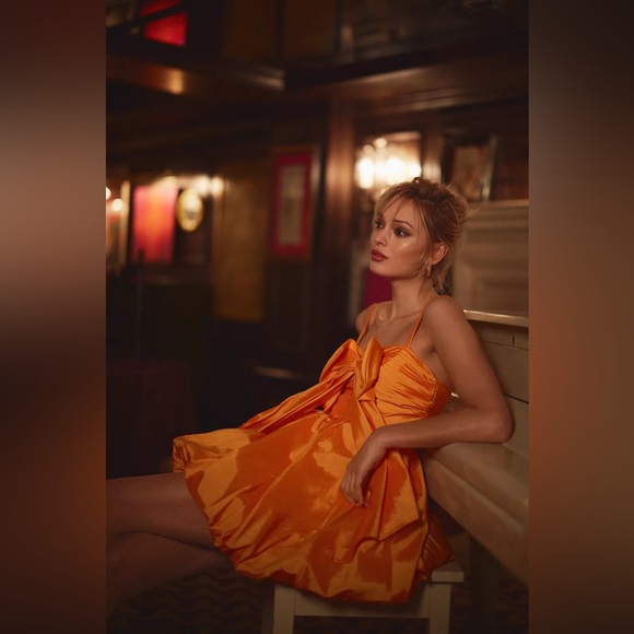 Mac Duggal Women's Spaghetti Strap Balloon Style Mini Dress- Size 10 - Picture 2 of 4